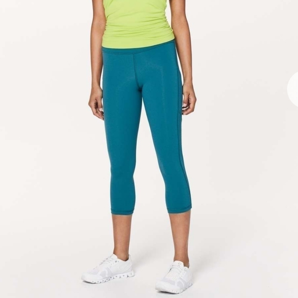 Lululemon Ready To Race Crop *21" Deep Cove